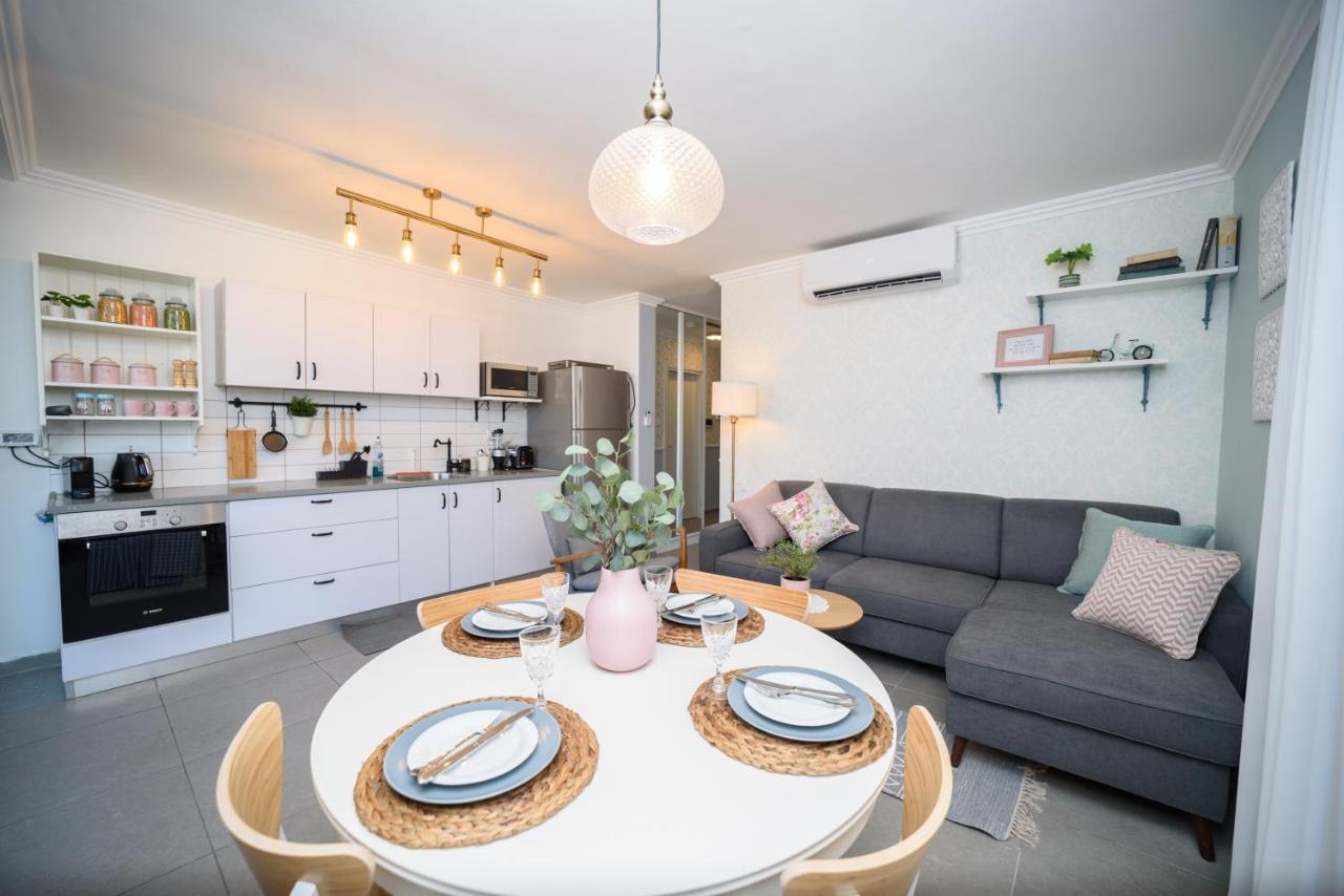 Yalarent Migdalor Boutique Apartments With Sea Views Tiberias Exterior foto