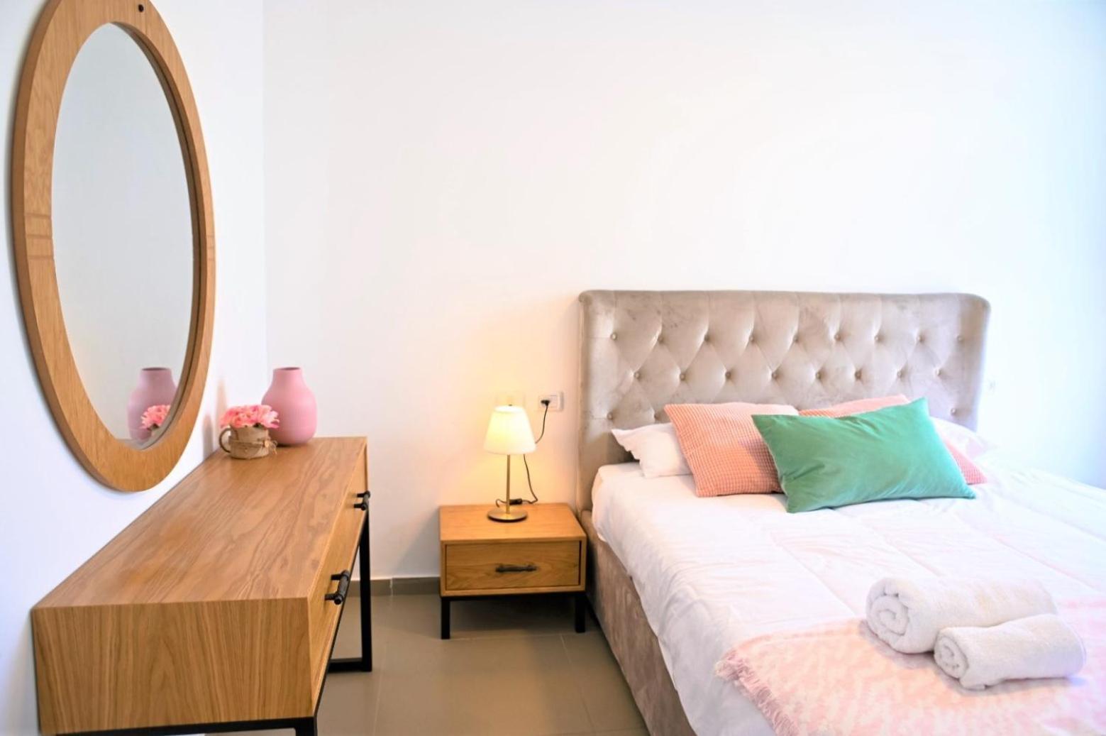 Yalarent Migdalor Boutique Apartments With Sea Views Tiberias Exterior foto
